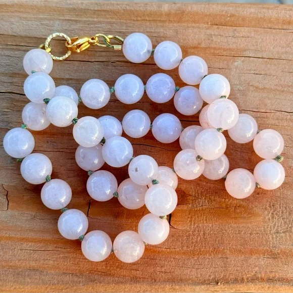 NWT Rose Quartz Choker, Translucent Pink Gem Beads on Green Silk, Hand Knotted - Picture 7 of 10